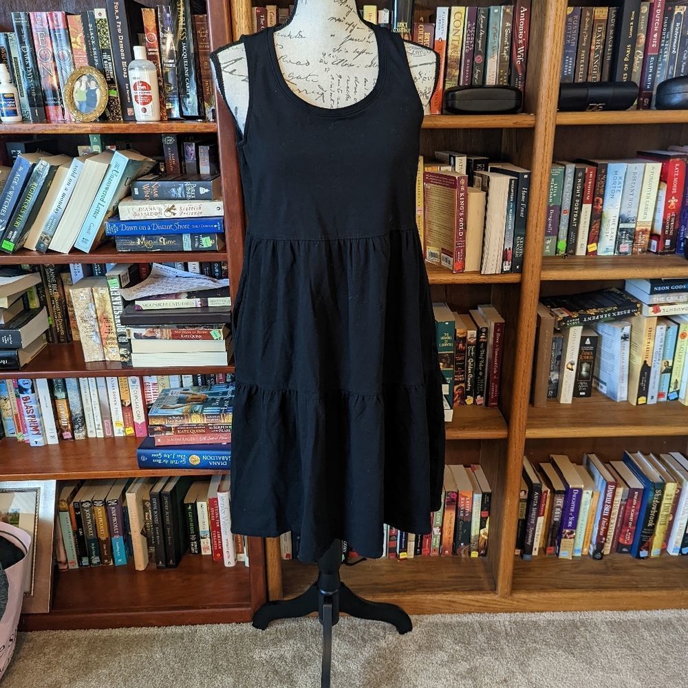 Frye tiered knit dress with pockets black sz s cotton